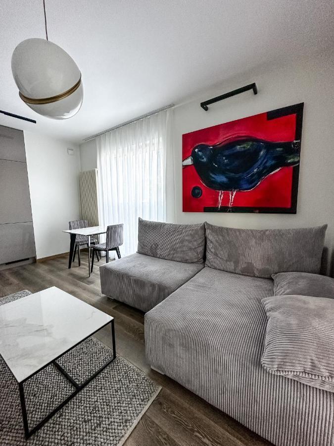 Apartament Vip Wola Warsaw Exterior photo